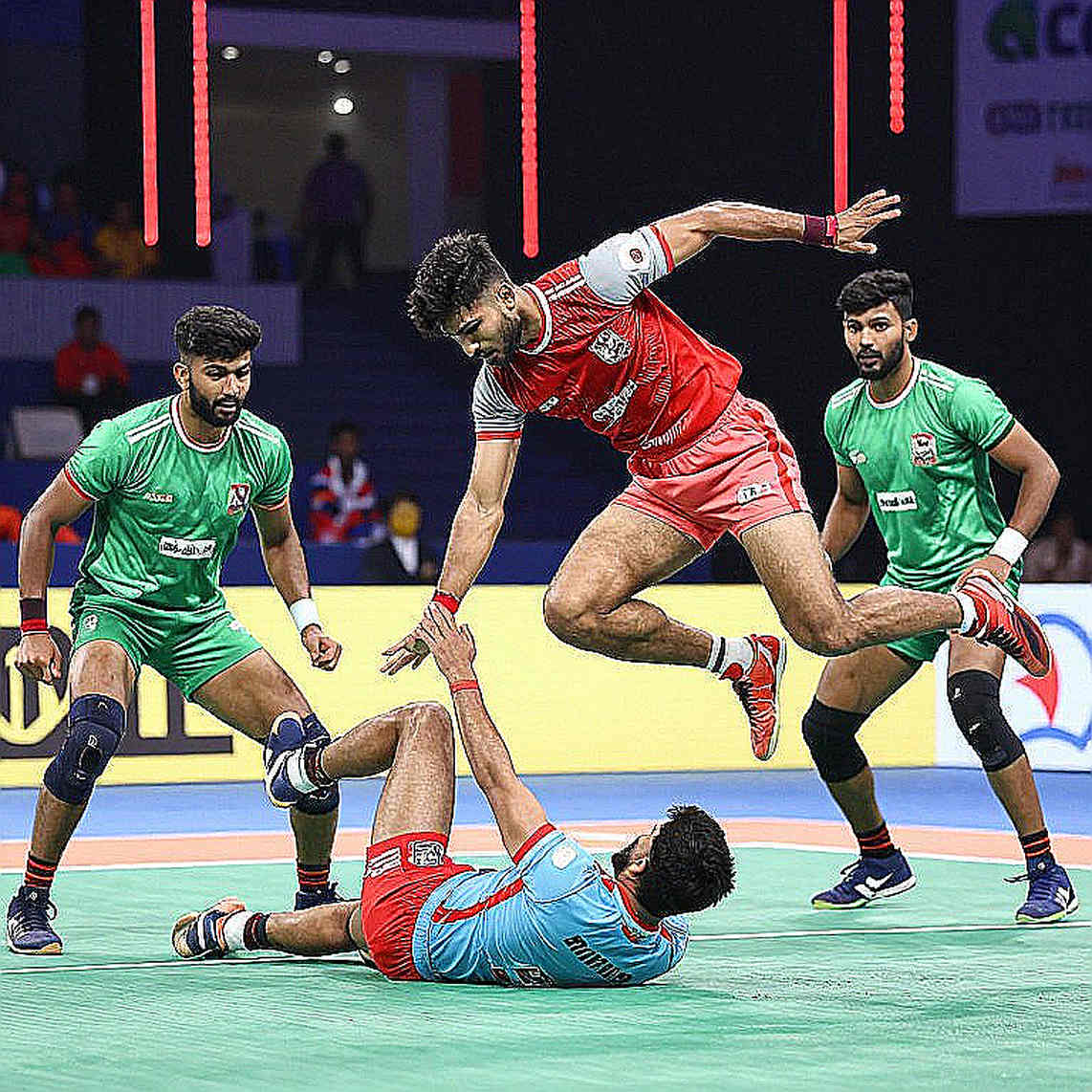 স্টার্টিং সেভেনের বাইরে পাওয়ান: ইরান ফাইনালের আগে যে সংখ্যাগুলো কেউ দেখায়নি